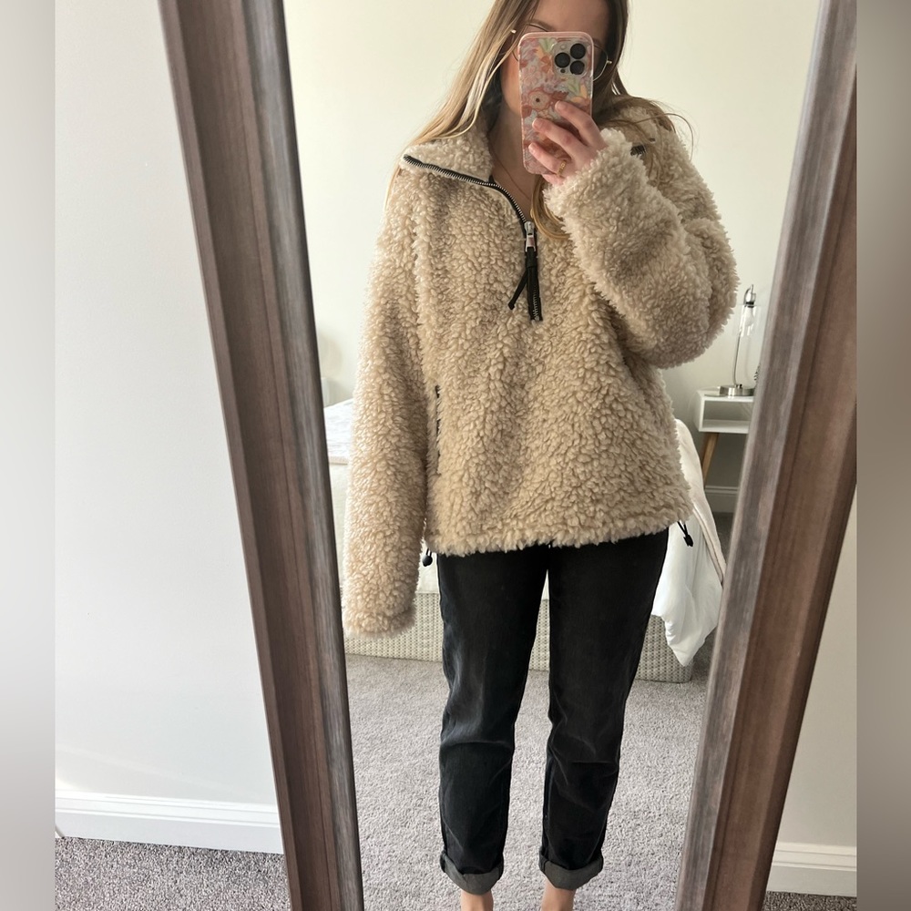 Abercrombie Faux Fur Cream Pullover Quarter Zip - Picture 2 of 9